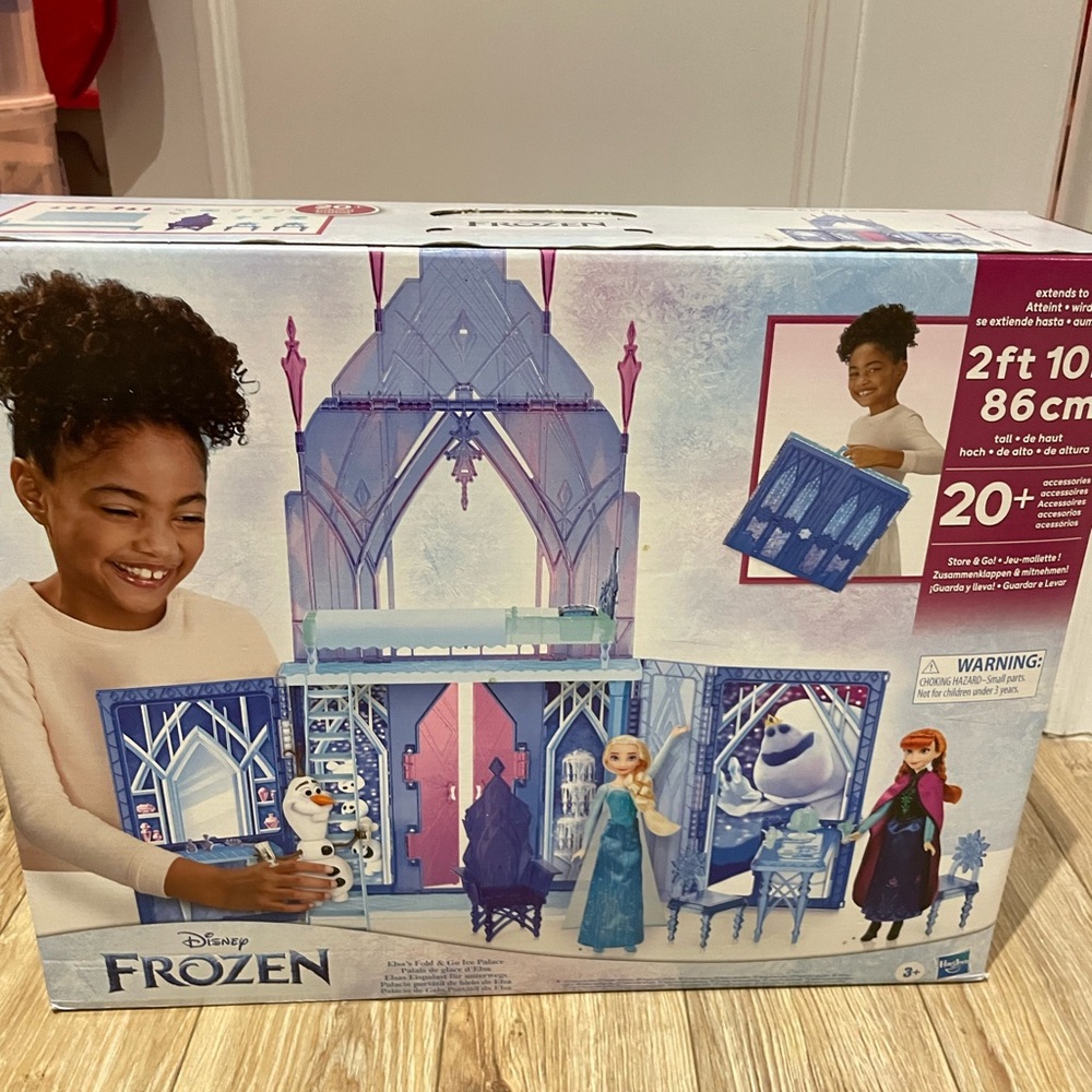 Disney Frozen Barbie doll house (Castle Playhouse)
